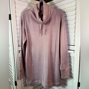 NEW OLD NAVY SWEATSHIRT